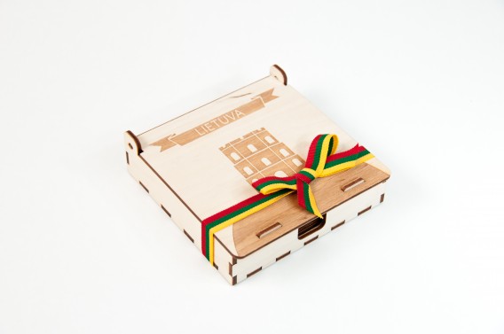 Padėkliukai “Lietuva” su dėžute